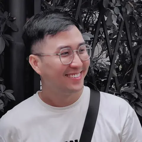 Văn Long